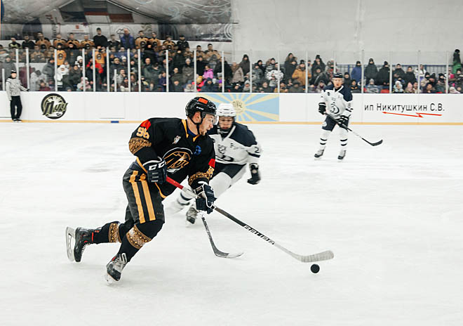 Два трофея на кону