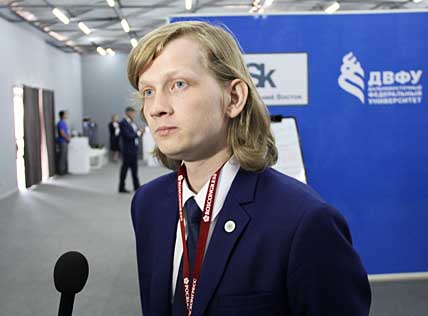 ВЭФ ОКРЫЛЯЕТ