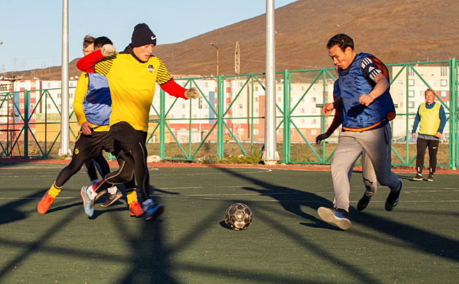 Победу вновь увозит «Трактор»