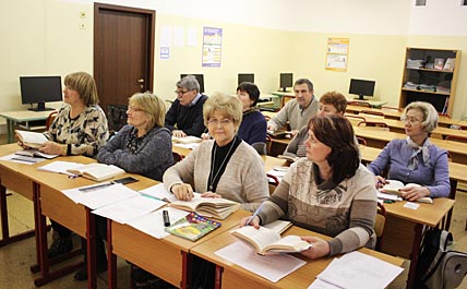 УЧИСЬ, ПОКА ПОЖИЛОЙ