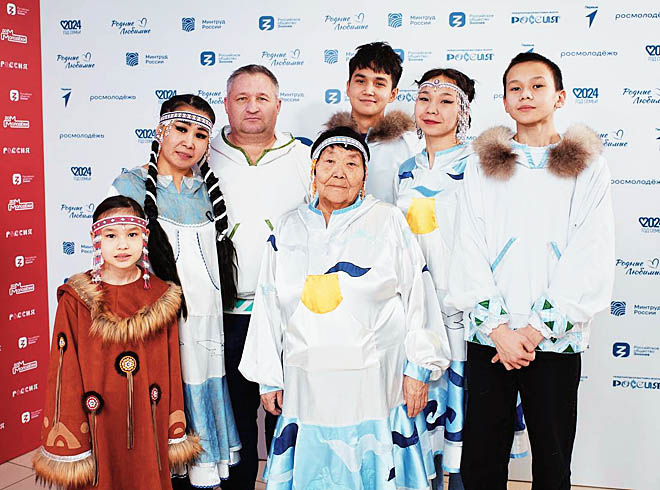 Фарфоровая свадьба семьи Гопало