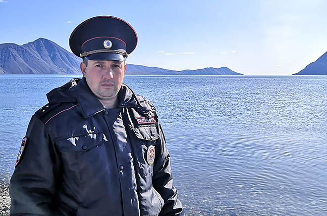 Старший лейтенант полиции Виталий Полуляхов из села Новое Чаплино признан лучшим участковым Чукотки