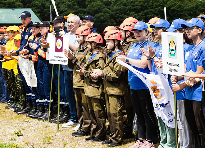 Кадетов усилили юнармейцы