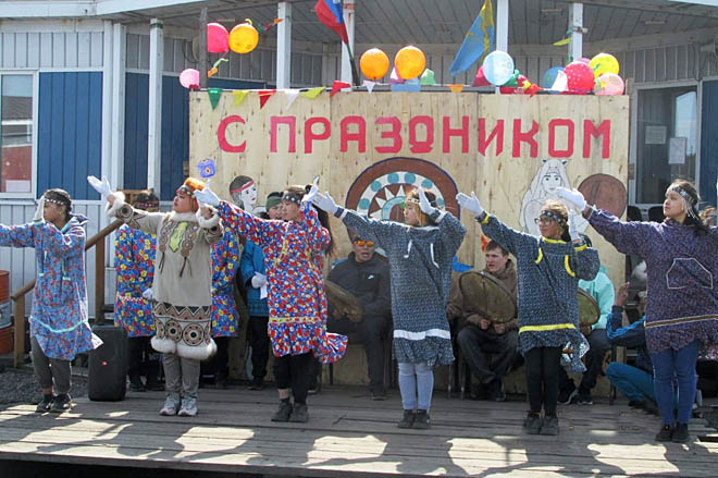 Двухдневными торжествами отметили жители Инчоуна праздник морского охотника северного побережья