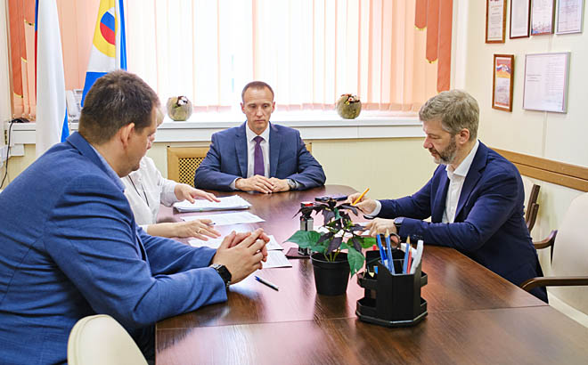Все претенденты на пост губернатора представили в избирком документы на регистрацию в качестве кандидатов