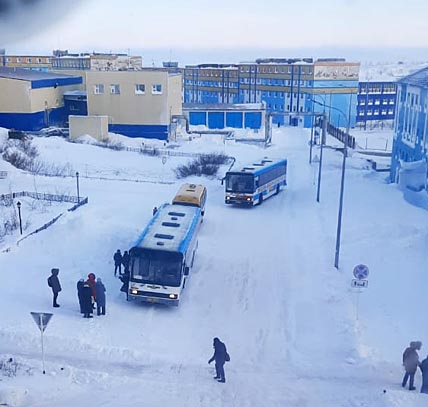 АНОНИМНЫЙ «МИНЁР» СОРВАЛ ЗАНЯТИЯ