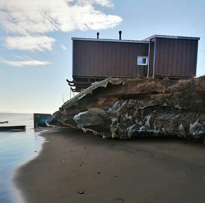 Баня пришла в движение