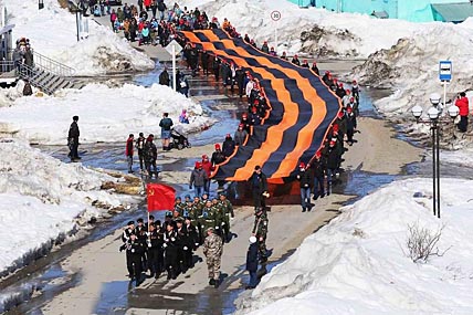 76 МЕТРОВ ПАМЯТИ И СЛАВЫ