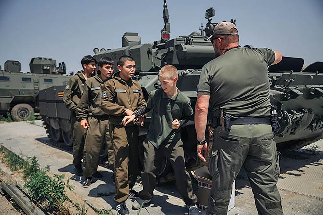 Чукотские школьники прошли военно-патриотическую подготовку в Чечне на базе Российского университета спецназа