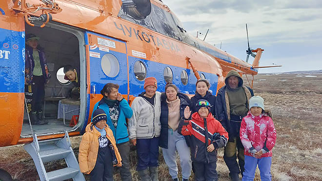 Помогут старшим пасти оленей