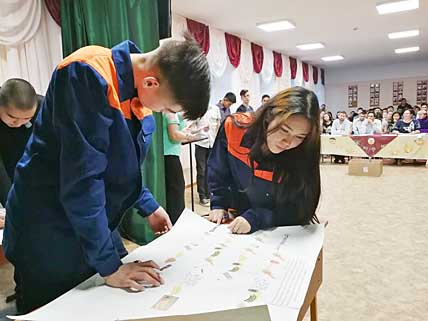 РАБОТА НЕ ЖДЁТ, А ТРЕБУЕТ