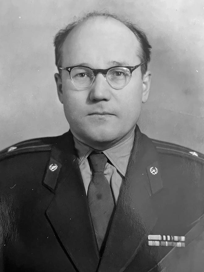 Боец невидимого фронта