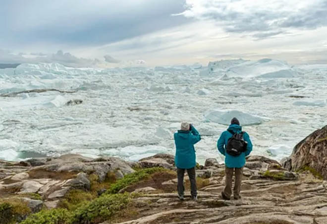 Более половины опрошенных россиян задумывались о поездке в Арктику