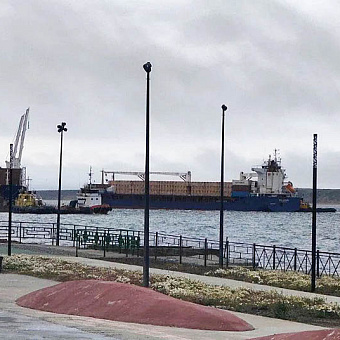 Сухогрузы пришли, танкер на очереди