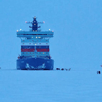 «Сибирь» у самого берега