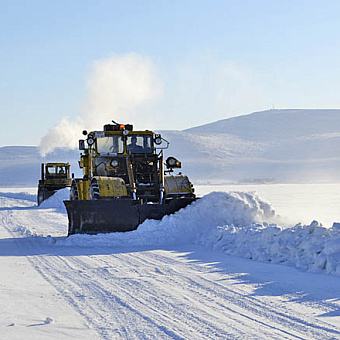 Певек и село Айон соединил самый протяжённый в мире автозимник, проложенный по льду моря