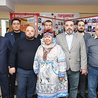 «Герои Чукотки» приняли участие в поэтическом вечере ко Дню защитника Отечества